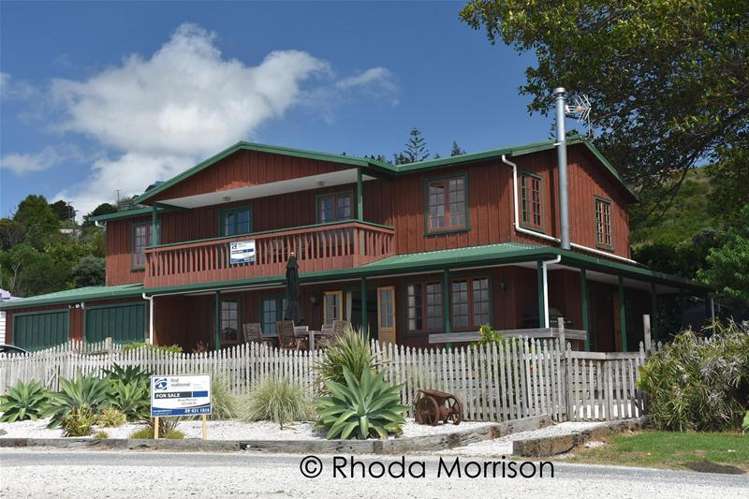 8 Fenwicks Point Road Paparoa_0