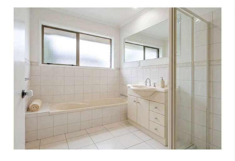28 Blackbridge Road Dairy Flat_9