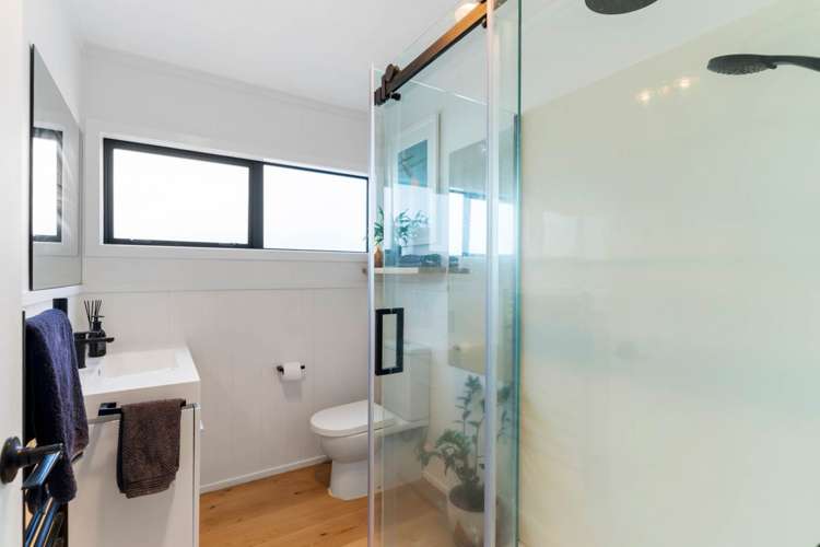 2/227 Meola Road Point Chevalier_8