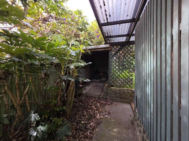 3 Highbury Drive 10516_18