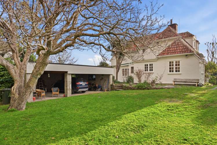 191 and 193 Muritai Road Eastbourne_16