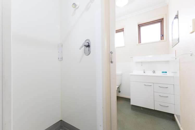 6 Fordyce Court West End_7