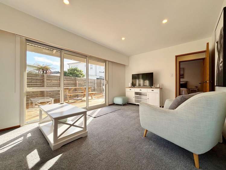 91A Nayland St Sumner_11