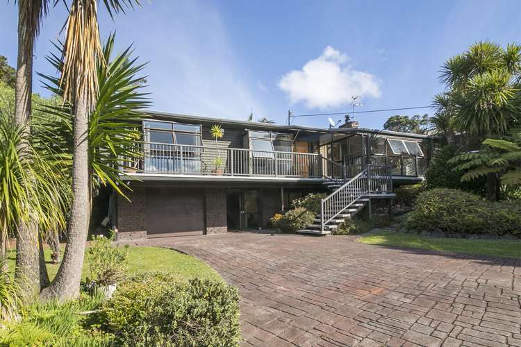 17 Deane Avenue Titirangi_0