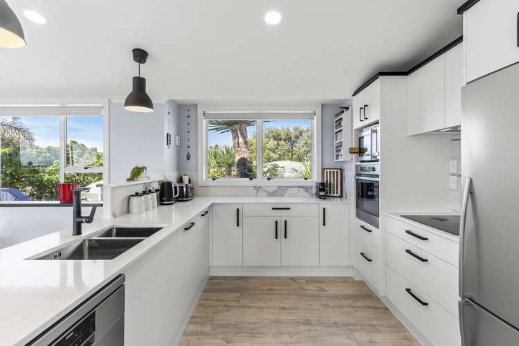 80 Beachlands Road Beachlands_5