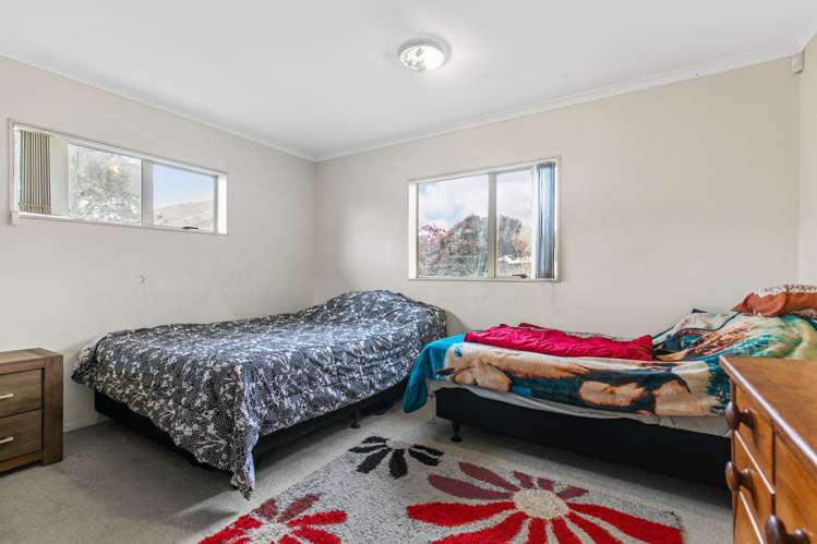 8 Peng Place Mangere Bridge_10