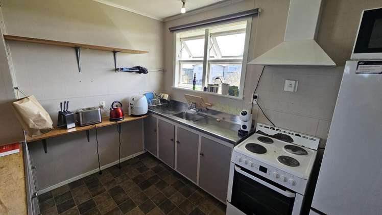 2 Ranfurly Street Waitara_2