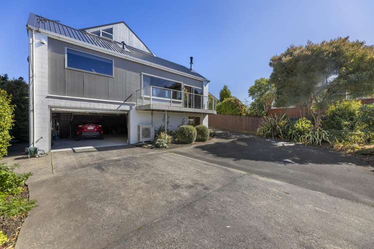 113 Easther Crescent Kew_30