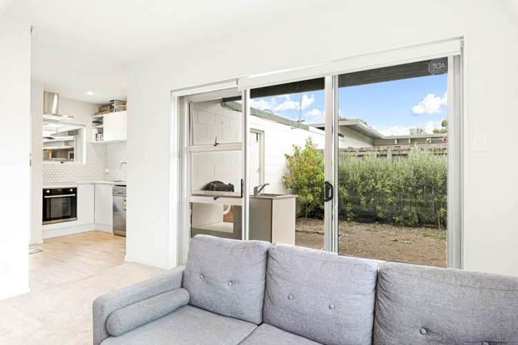 2/32 Canal Road Avondale_7