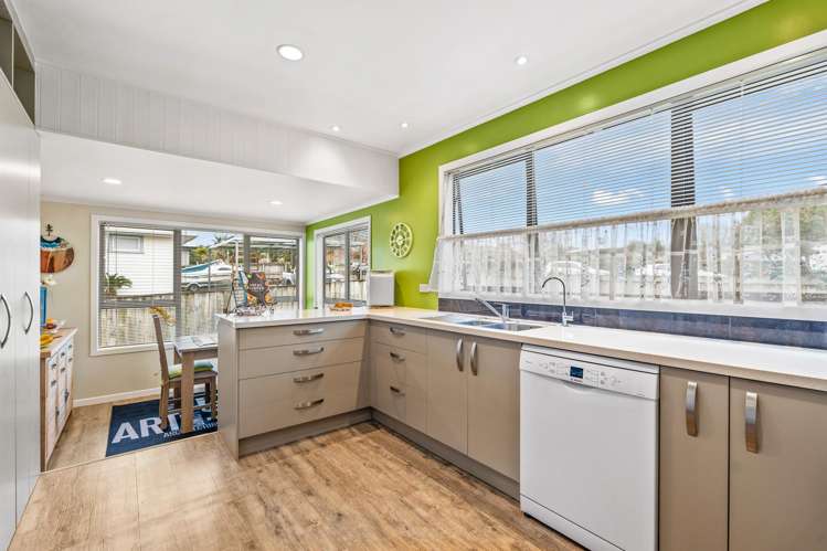 9 Montgomery Avenue Onerahi_7