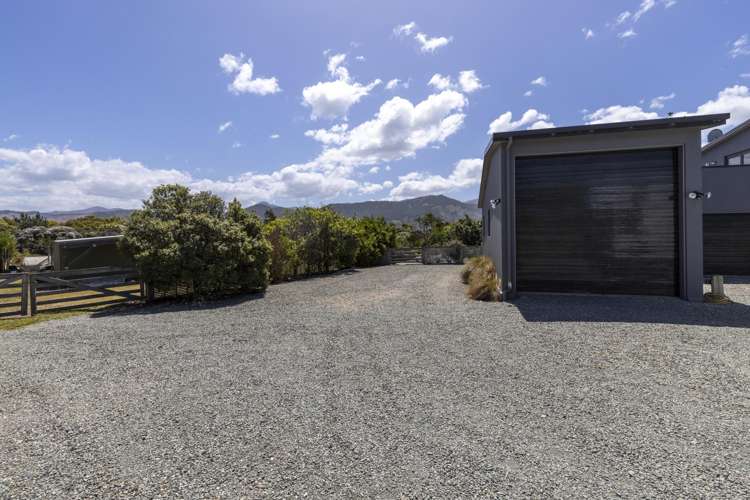 22 Edgewater Place Rarangi_57