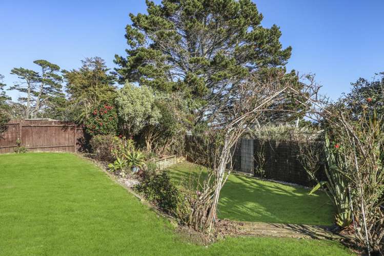 20 Rukumoana Place Clendon Park_15