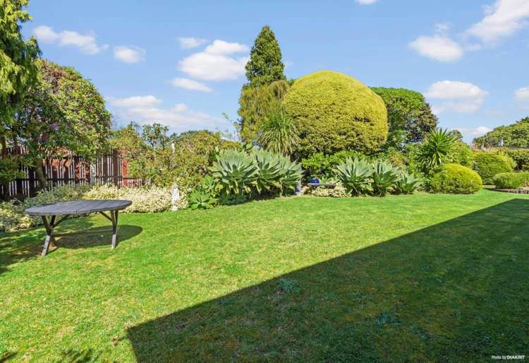 21 Eyre Street Henderson_15