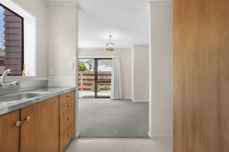 37b Heretaunga Street Petone_9