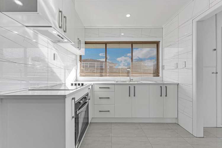 2/6 Station Road Papatoetoe_4