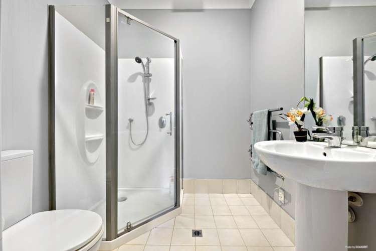 13/44 Carlos Drive Flat Bush_7