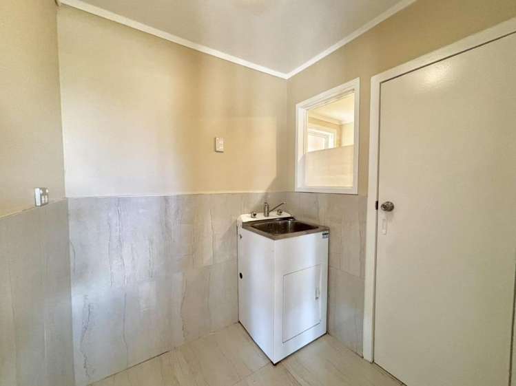 5 Ancona Lane Goodwood Heights_17