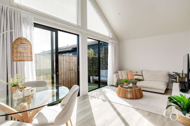 14 Manchester Way Judea_11