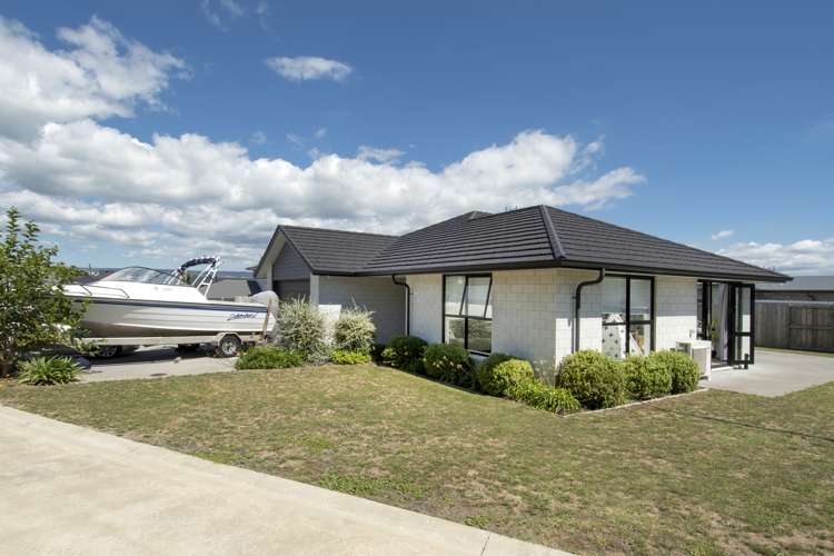 7 Selina Way Omokoroa_12