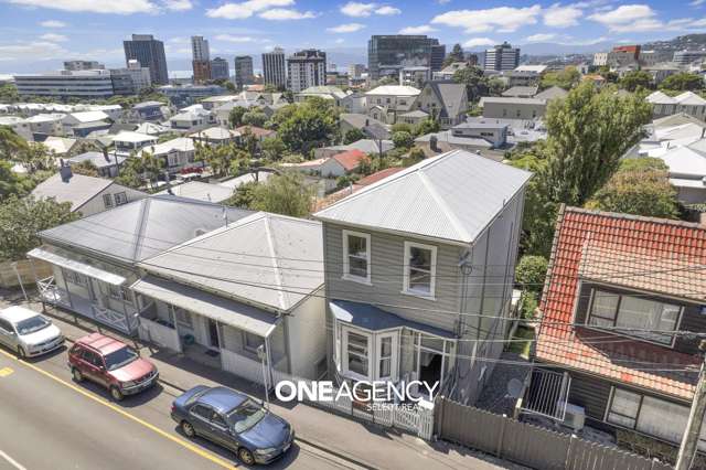 CHARACTER + DUAL INCOME IN THORNDON