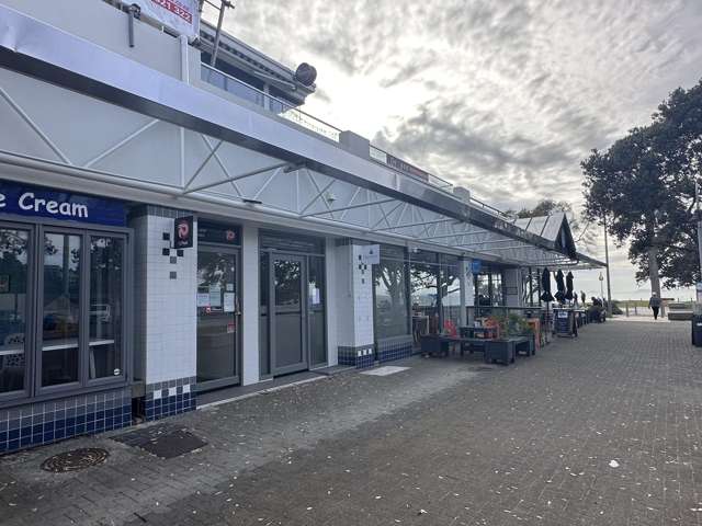 Tenancy 5/55 Clyde Road Browns Bay_2