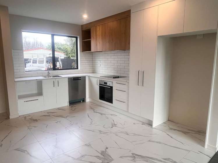 3/140 Saint Albans Street Saint Albans_1