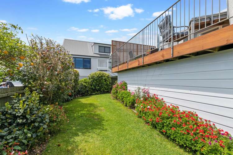 31b Pacific Parade Army Bay_20