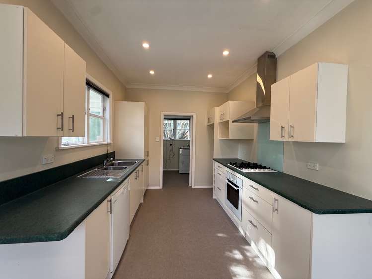 97 Reynolds Street Taita_7