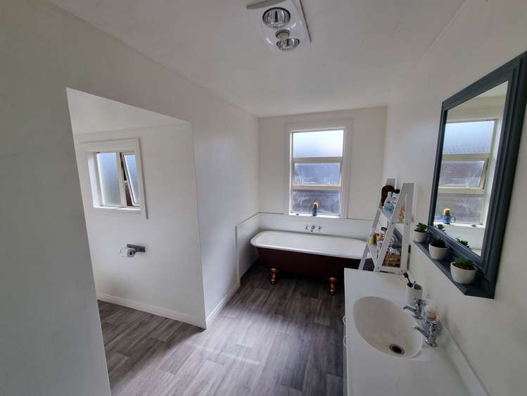 123 Hall Street Hokitika_11