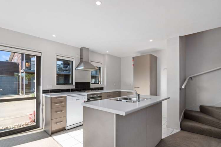 2 Rochdale Way Stoke_6