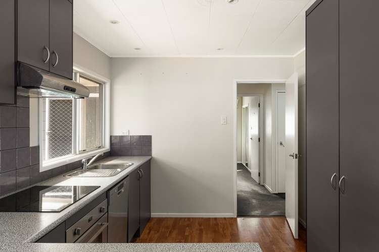 15 Taikata Road Te Atatu Peninsula_10