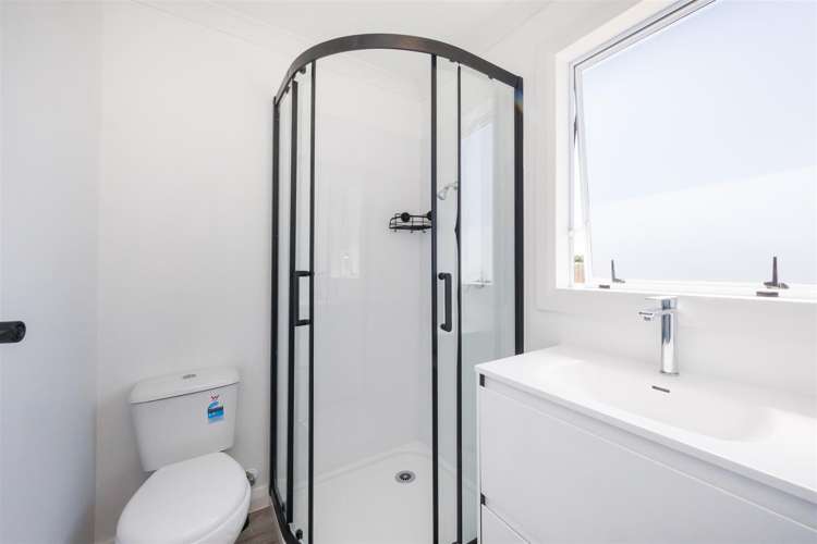 32 Gordon Crescent Marton_12