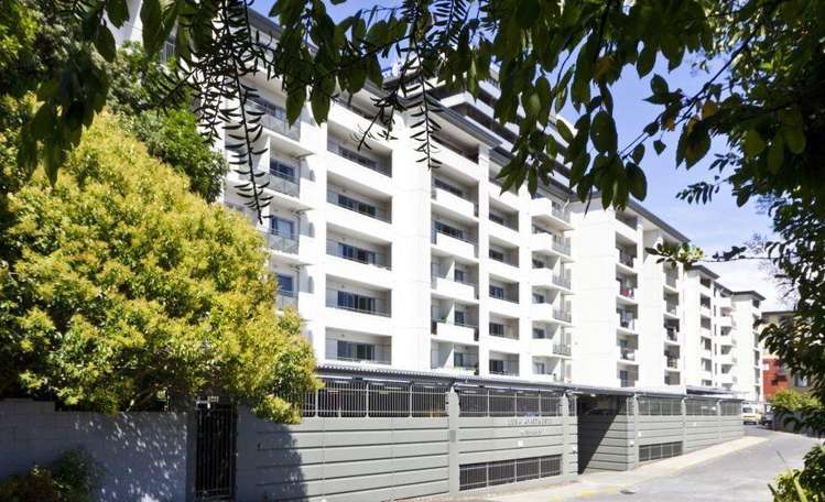  5R/16 Burton Street Grafton_6