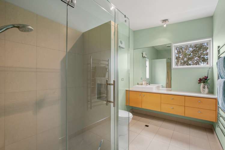 11a Shearer Drive Oakura_17