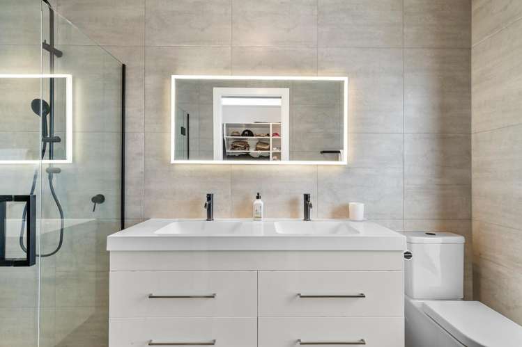 66 Spur Ridge Rise Jacks Point_19