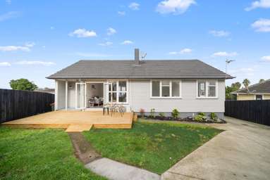 18A Plumley Crescent_2