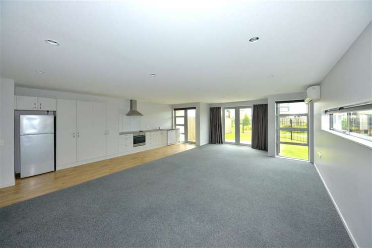 21 Eric Adam Way Linwood_5