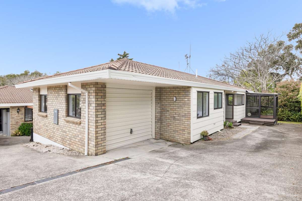 22A Heron Avenue East_0