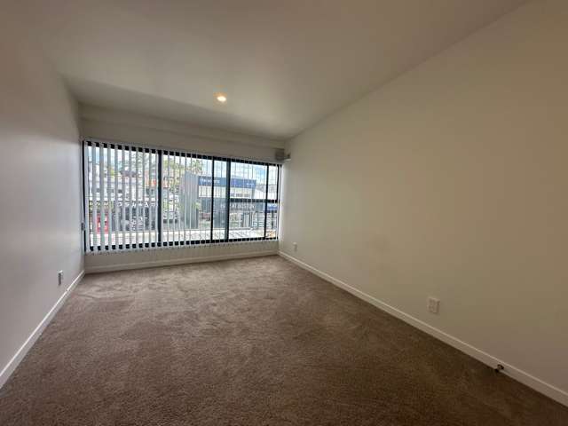 A/83 Kitchener Road Milford_2