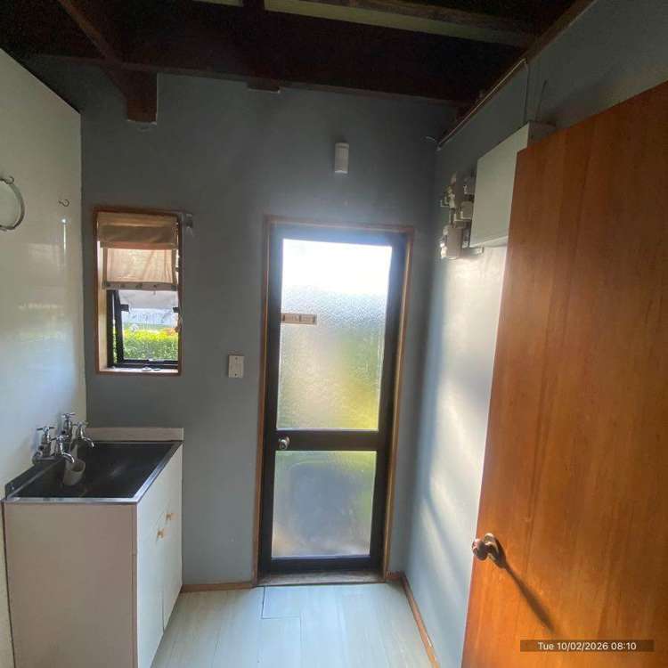 60 St Annes Crescent Wattle Downs_9