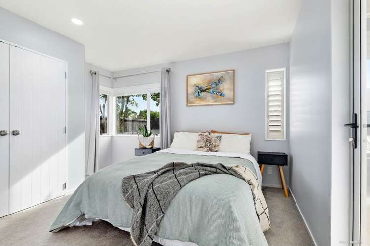 66a Wharf Road Clarks Beach_12