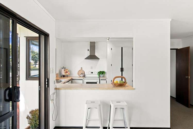 35 Sunrise Avenue Mount Maunganui_14