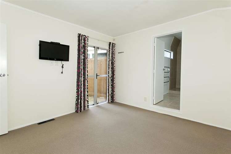 1/23 Parr Terrace Castor Bay_8