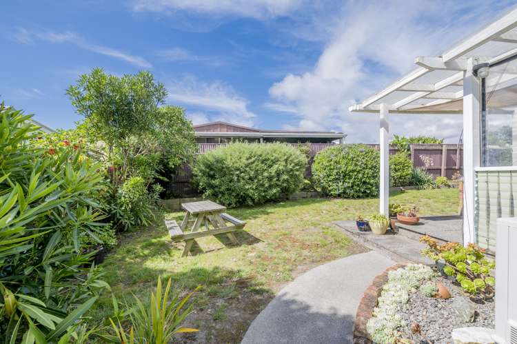 8 O'Rourke Place Otaki Beach_19