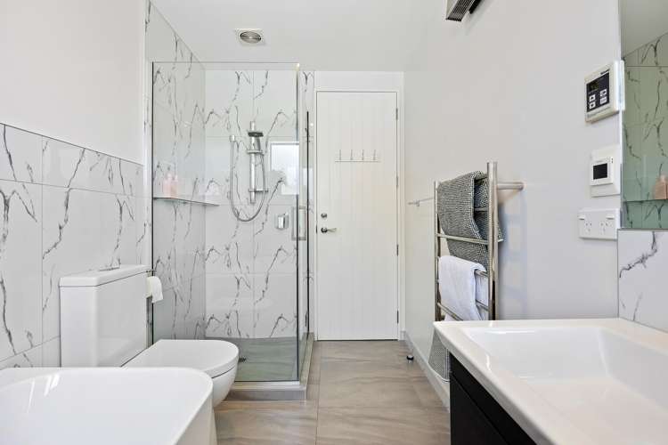 25 Clifford Avenue Merivale_14