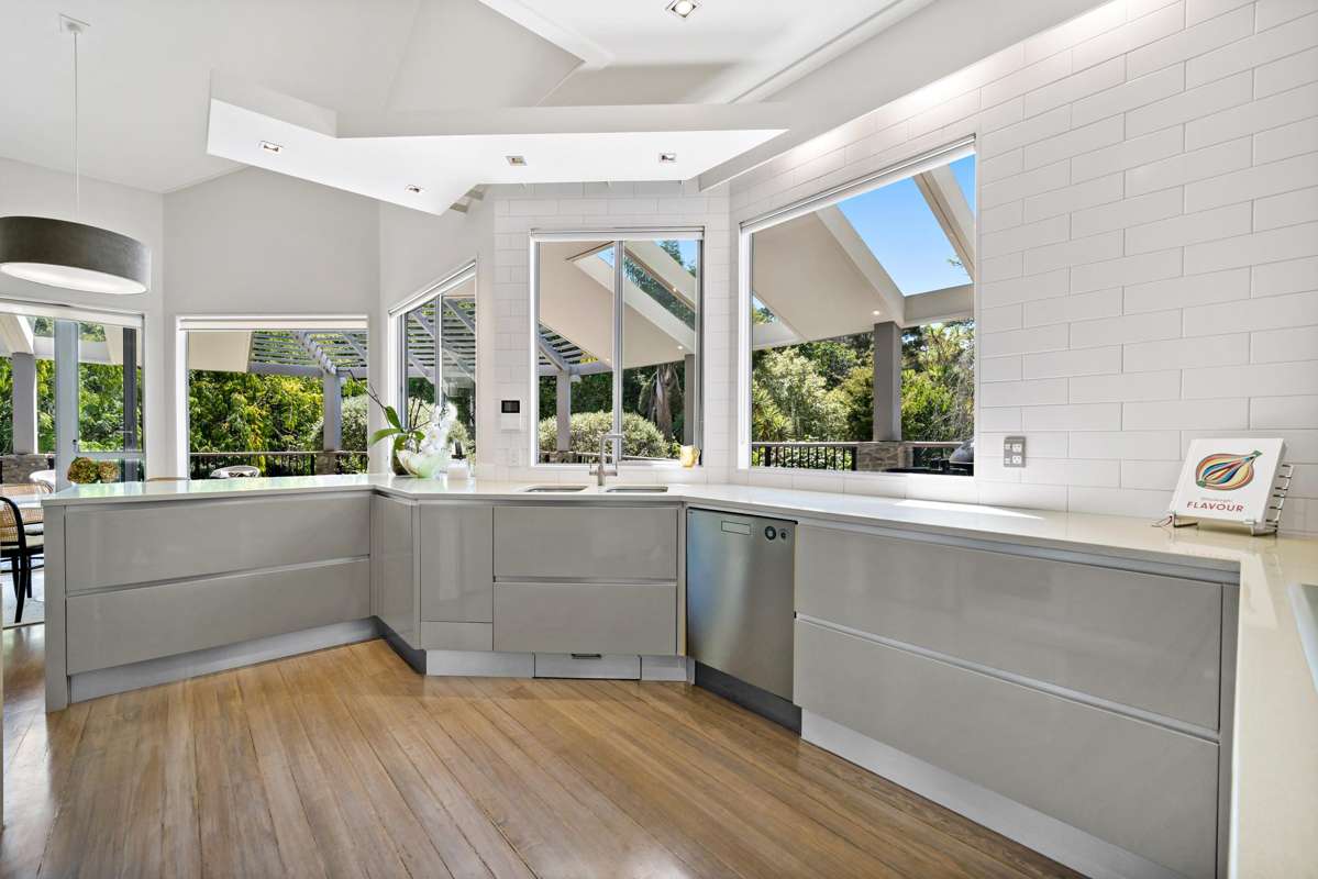 156A Basset  Road_2