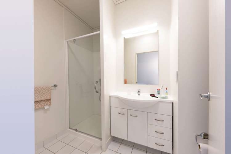 224/287 Onehunga Mall_4