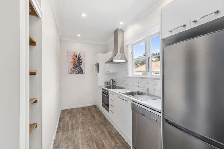 20 Naenae Road Naenae_4