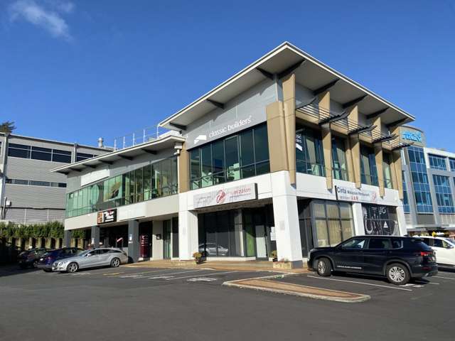 212 sqm Albany Retail