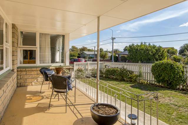 106 Hargood Street Woolston_3